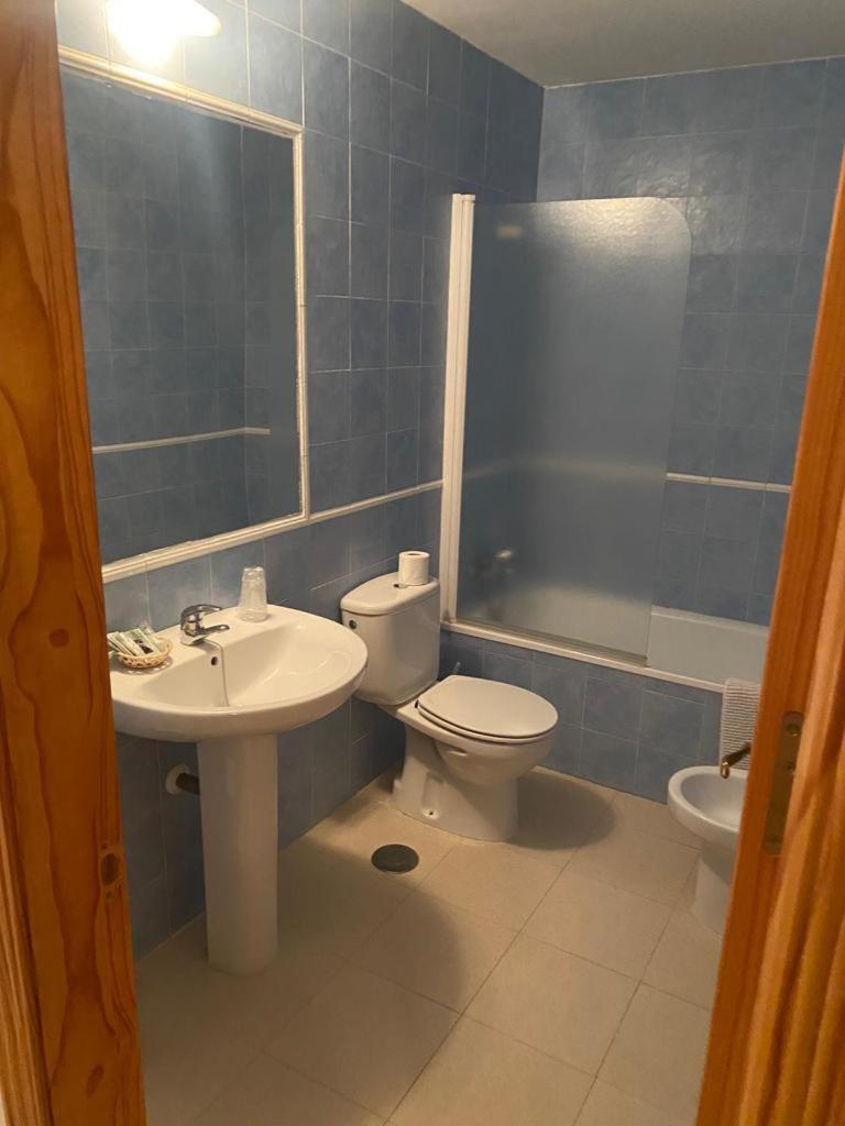 Hostal Y Apartamentos La Vereda 루이데라 외부 사진