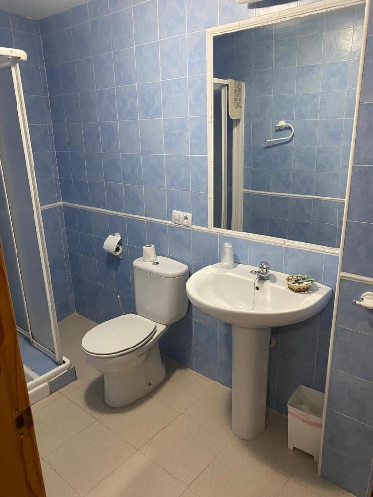 Hostal Y Apartamentos La Vereda 루이데라 외부 사진
